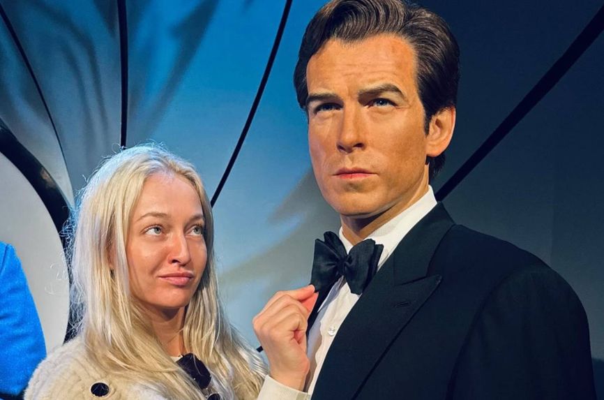 Анжелика Мельникова и агент 007 в Лондоне